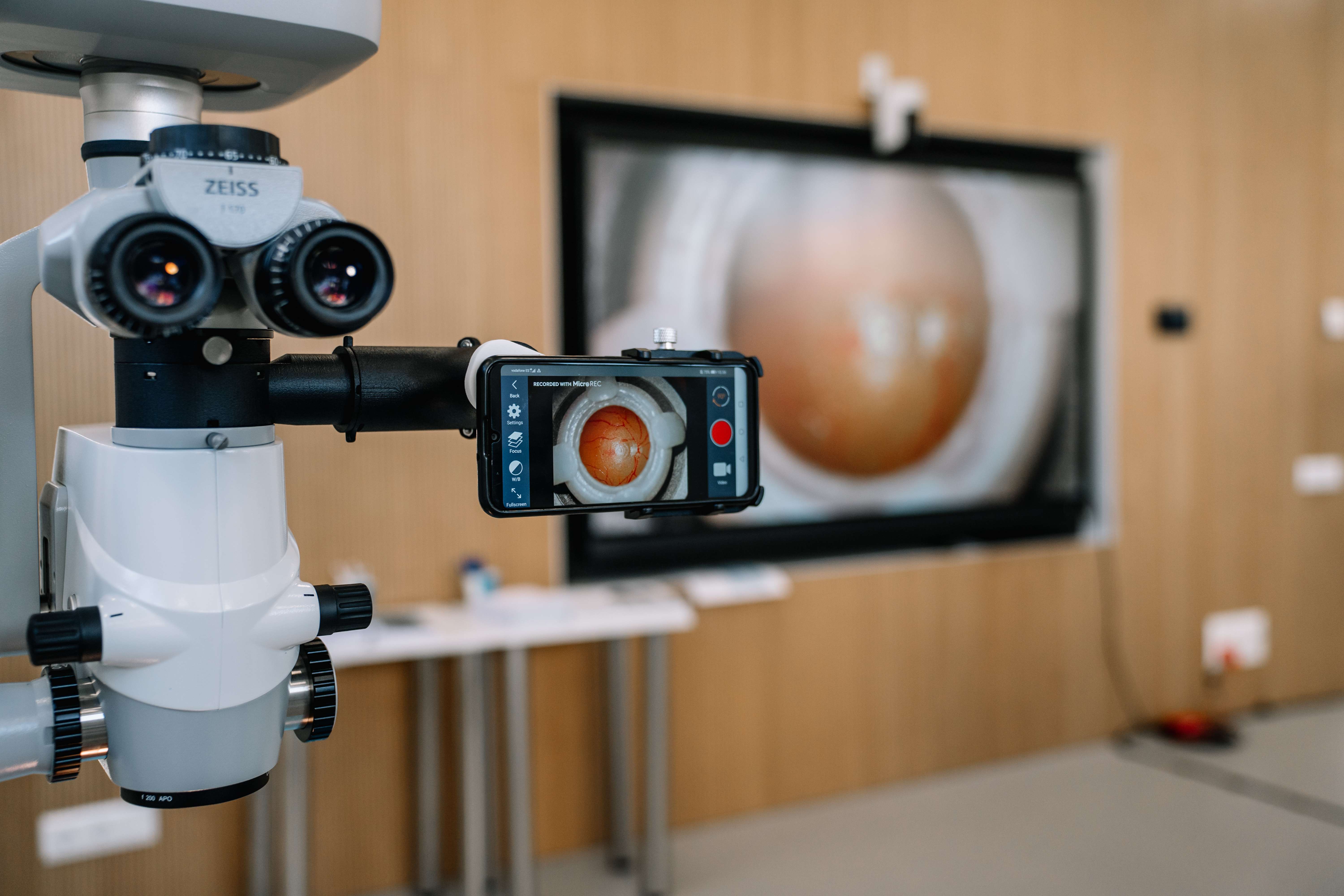 Luminate spotlight: Custom Surgical digitizes microscopes for earlier pathology detection